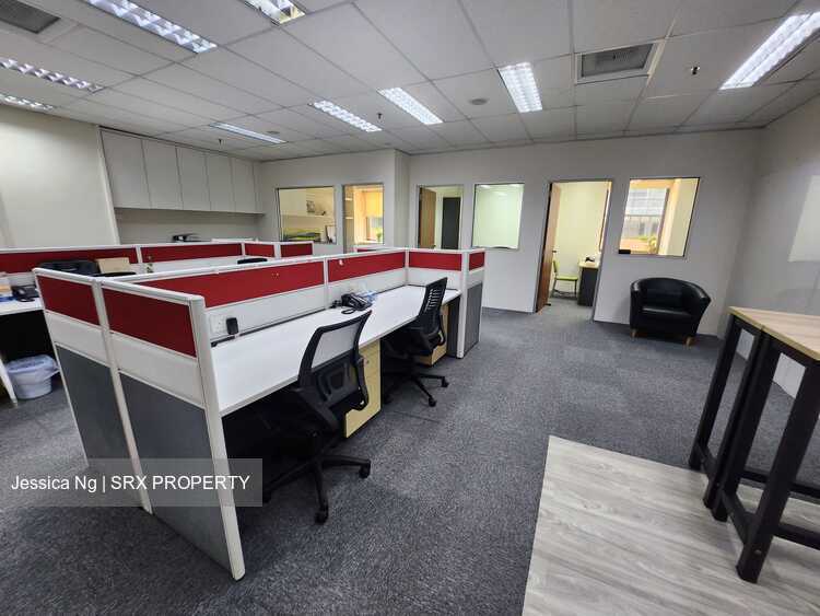 The Adelphi (D6), Office #442560171